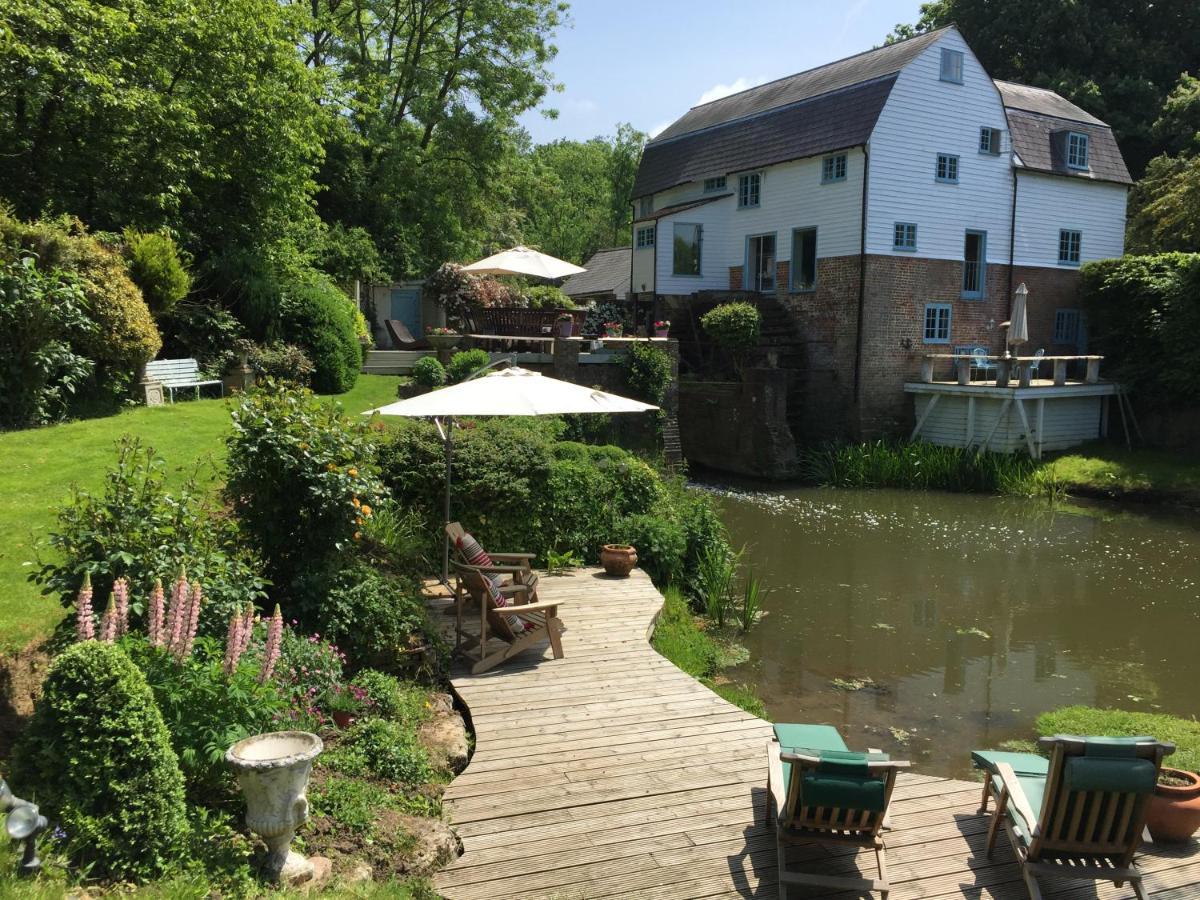 Castle Mill Bed And Breakfast Dorking Exterior photo