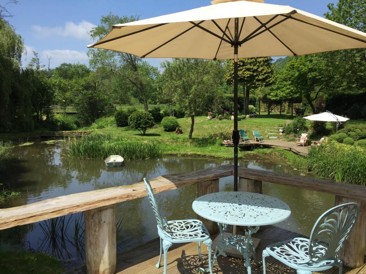 Castle Mill Bed And Breakfast Dorking Exterior photo
